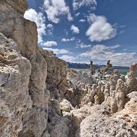 tufa-mono-lake